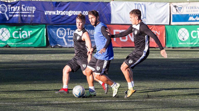 Cipo, por la punta  y para cortar la racha en Roca