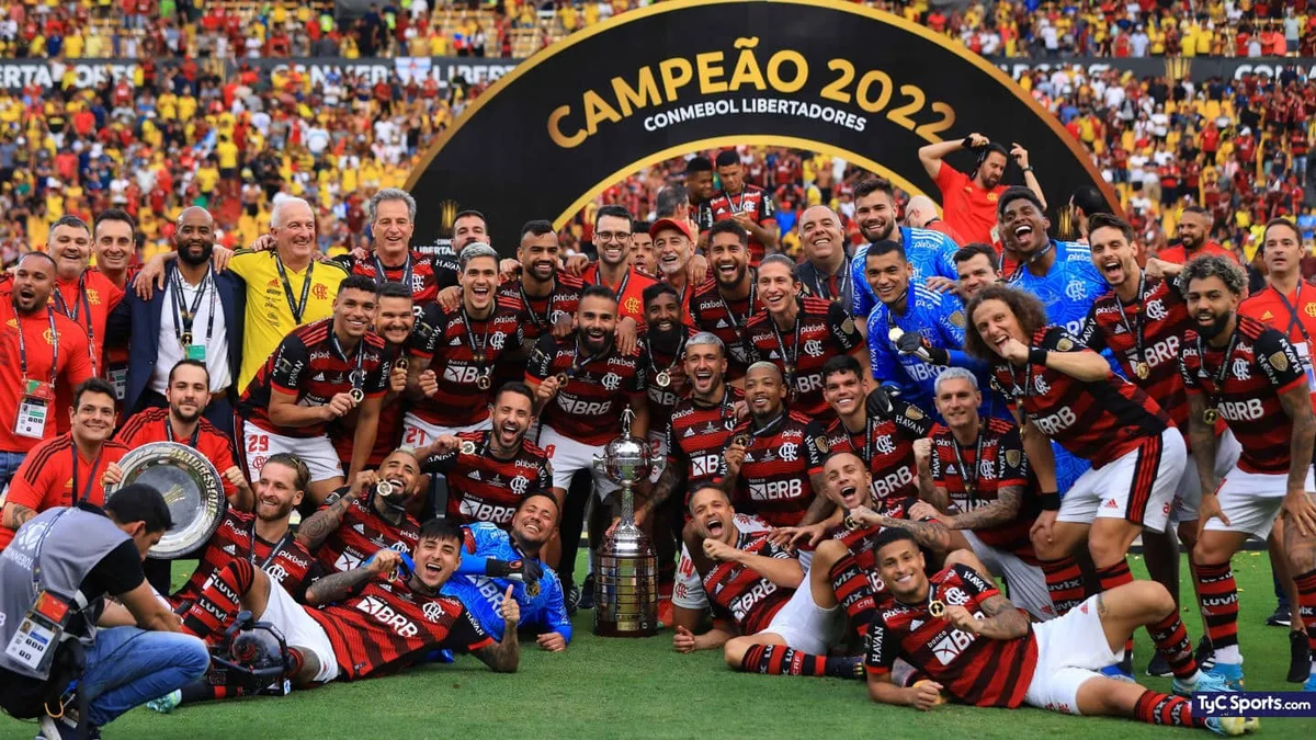 Flamengo campeón de América pero Vidal no se salvó de las burlas thumbnail