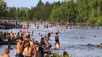 En 19 imágenes: así se vivió este domingo de calor extremo en Neuquén