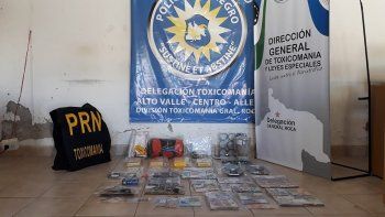 secuestran cuatro kilos de cocaina en roca tras operativo secuestran cuatro kilos de cocaina en roca tras operativo