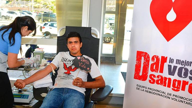 La donación voluntaria genera el 70% de la sangre para transfusiones