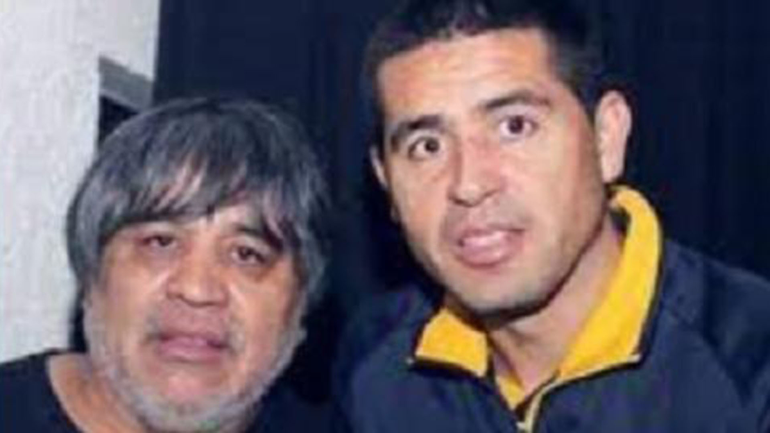 El papá de Riquelme habló del penal contra River y firmó un viejo sueño de Boca