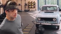 impactante entrenamiento de colapinto: entrena su cuello ¡moviendo un auto con su cabeza! impactante entrenamiento de colapinto: entrena su cuello ¡moviendo un auto con su cabeza!