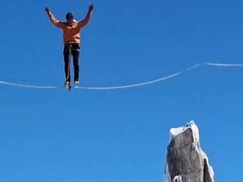 Patagonia: highline récord en el monte Fitz Roy, en Santa Cruz.