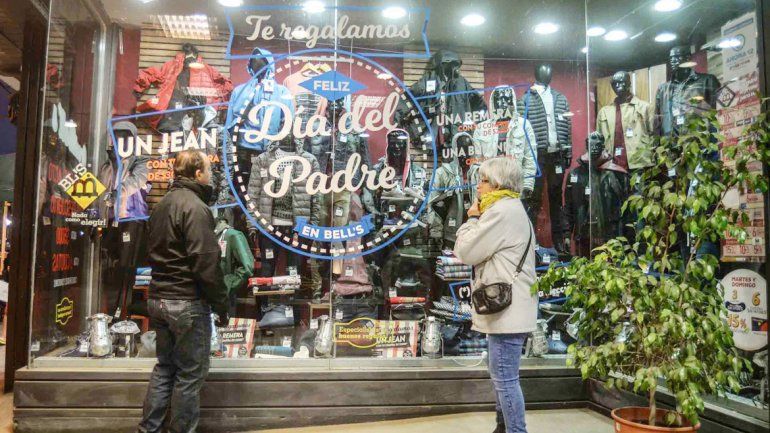 La indumentaria&nbsp; y la electrónica lideraron las ventas en ese día.