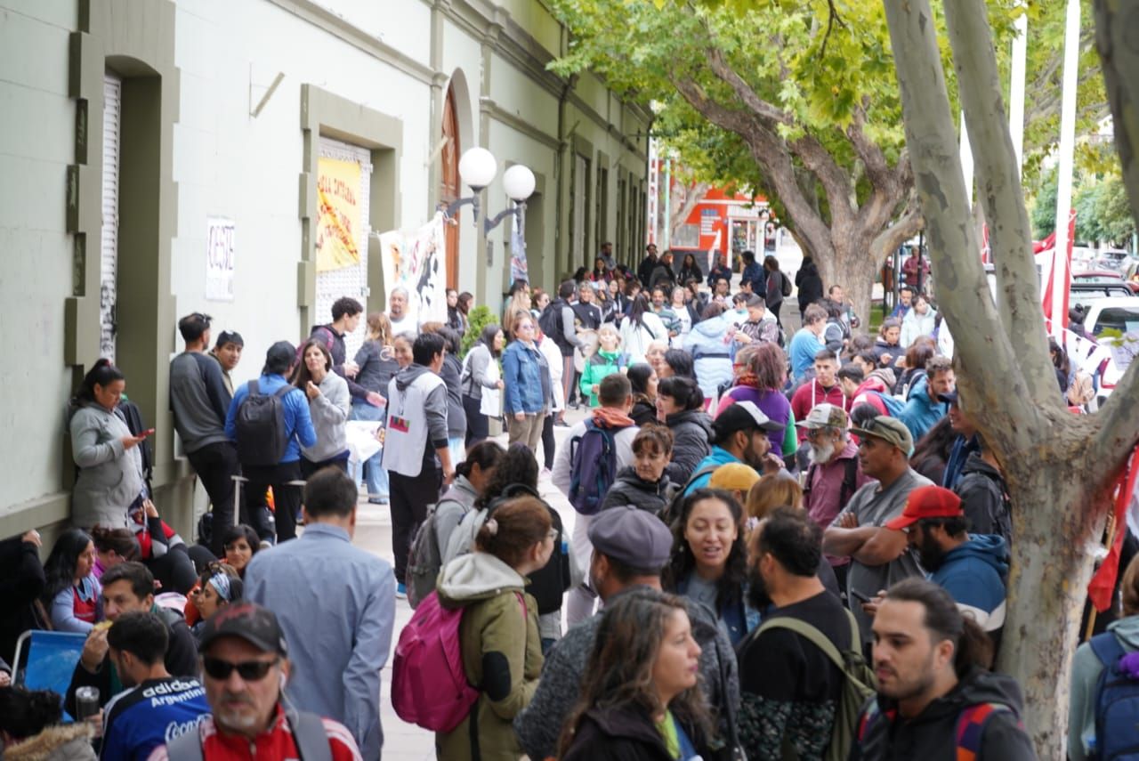 El gremio ATEN realiza una permanencia en Casa de Gobierno / Foto