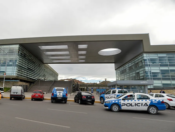 Los dos delincuentes acusados lograron zafar de quedar presos y solo uno de ellos será controlado con una tobillera.