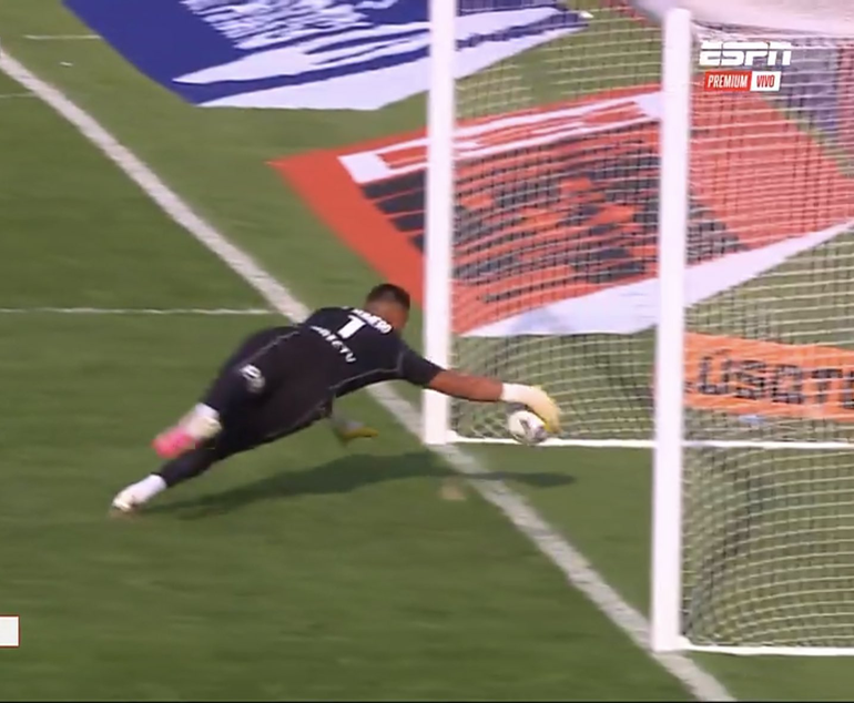 La atajada de Sergio Romero, una de las grandes polémicas La atajada de Sergio Romero, una de las grandes polémicas