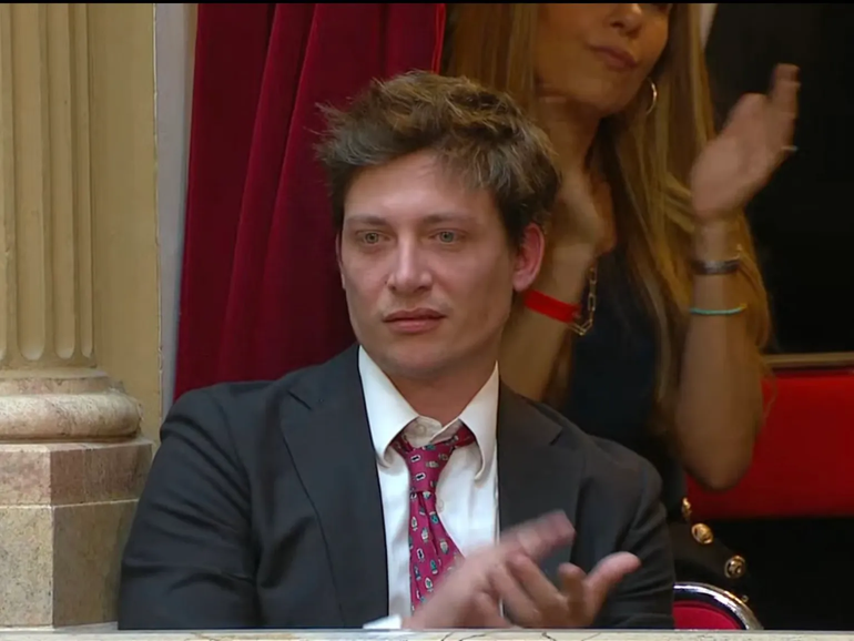 Santiago Caputo no pudo conseguir su objetivo con la SIDE. Santiago Caputo no pudo conseguir su objetivo con la SIDE.