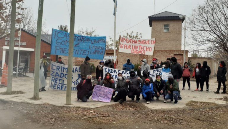 Protestaron por la libertad del líder de la toma Casimiro Gómez