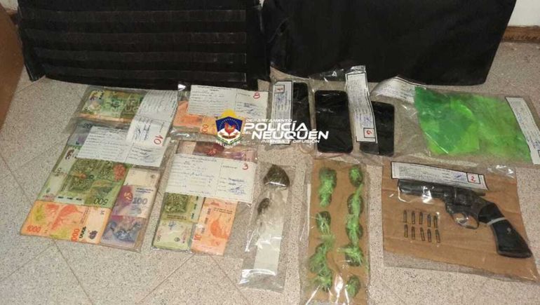 Allanaron un kiosco narco y encontraron armas