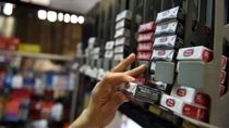 El menor robo en dos oportunidades el mismo kiosco y se llevó decenas de cajas de cigarrillos. El menor robo en dos oportunidades el mismo kiosco y se llevó decenas de cajas de cigarrillos.
