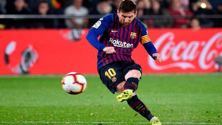 Messi llegó a 48 tiros libres convertidos en goles y superó la marca de 47 que tenía Cristiano Ronaldo en su paso por varios clubes de Europa.