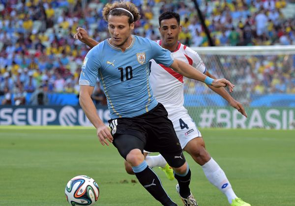 Diego Forlán se retira de la selección uruguaya