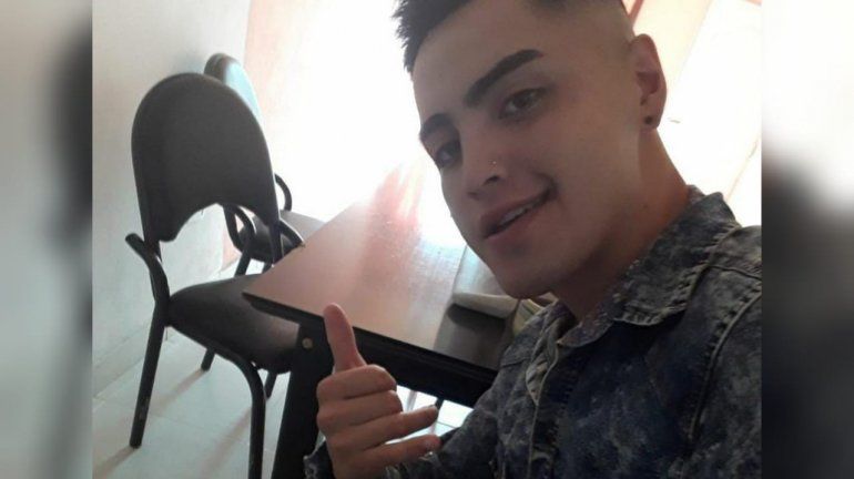 Matías, el joven baleado: Lo queremos con vida, haciendo los chistes de siempre