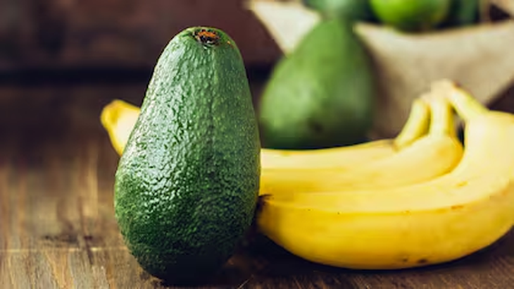 Paltas, kiwis o bananas, las frutas importadas pasaron a ser una estrategia para las empresas locales. Paltas, kiwis o bananas, las frutas importadas pasaron a ser una estrategia para las empresas locales.