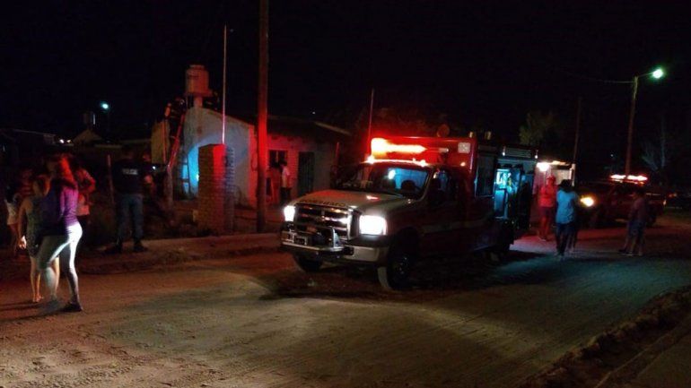 Prendieron fuego la casa de uno de los detenidos por el tiroteo en Cutral Co