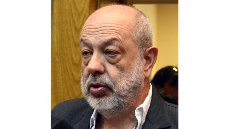 El diputado Luis Sapag revalorizó las inversiones petroleras.