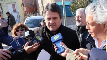 El intendente Mariano Gaido habló de la polémica entre taxistas y los conductores de Uber