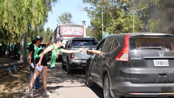 La protesta de ATE causó inconvenientes en Ruta 22 / Foto