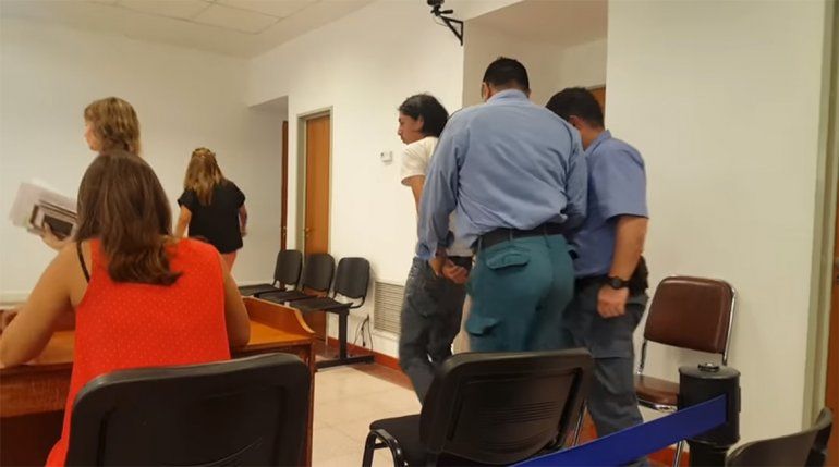 Quedó en libertad el hombre que asesinó a su pareja por la espalda en Cutral Co 