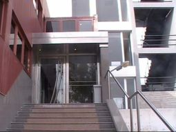 Los Tribunales de Trelew, donde se realizó la audiencia en la que la fiscalía dio detalles de la brutal agresión y se dispuso la prisión preventiva del acusado. Los Tribunales de Trelew, donde se realizó la audiencia en la que la fiscalía dio detalles de la brutal agresión y se dispuso la prisión preventiva del acusado.