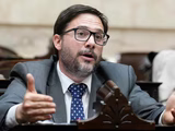 El diputado Oscar Agost Carreño se presentó ante la Justicia solicitando que investigue la baja temporaria de las retenciones.