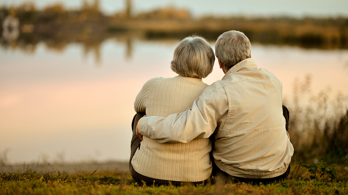 En las parejas de ancianos, los corazones laten al unísono