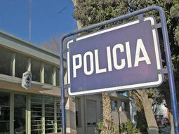 La joven había sido vista por última vez el martes pasado al salir de su domicilio. La joven había sido vista por última vez el martes pasado al salir de su domicilio.