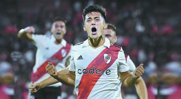 Pablo Solari lo empató en el último instante del partido