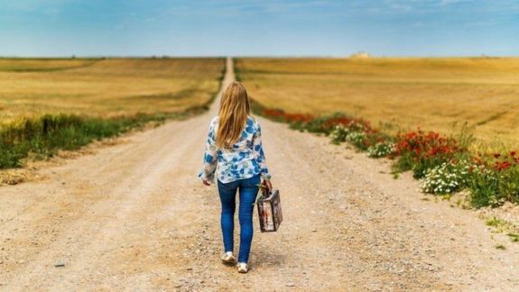 Bárbara solo sabía que la habían entregado en brazos en una esquina céntrica de Comodoro Rivadavia, en Chubut (imagen ilustrativa)&nbsp;