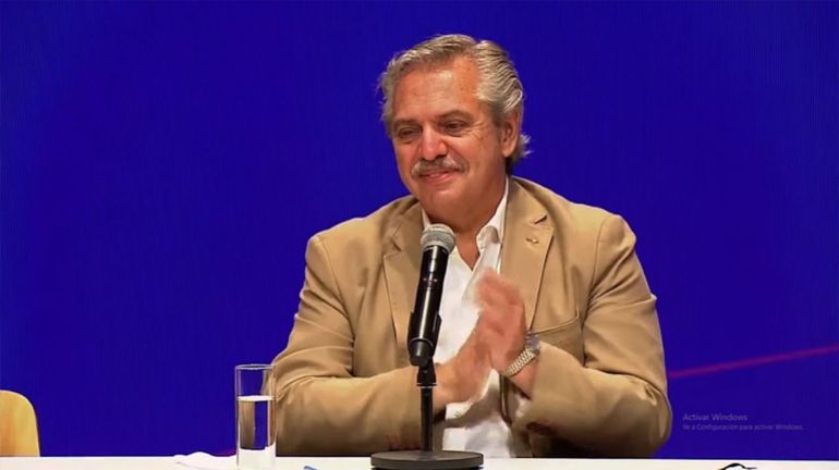 Alberto dijo que desprecia al FMI y que nadie está feliz con el acuerdo