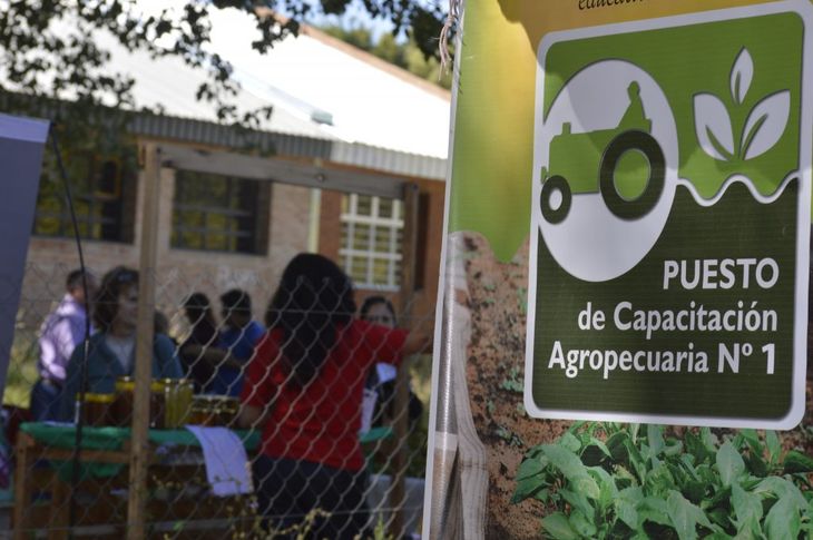 "El Puesto" abrió sus puertas en 1992. "El Puesto" abrió sus puertas en 1992.