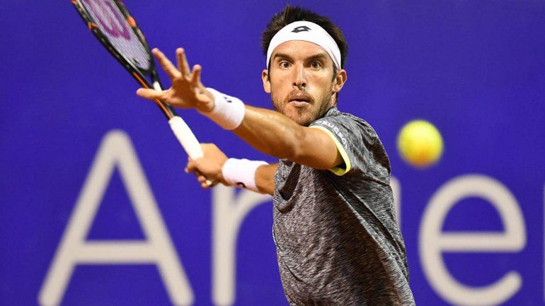 Mayer y Delbonis ganaron y se metieron en octavos