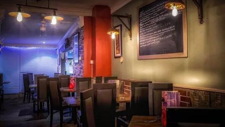 Pidieron lo más caro del menú en un restaurante y se fueron sin pagar