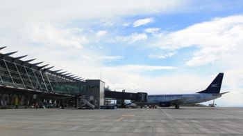 El Aeropuerto Internacional de El Calafate, en Santa Cruz. El Aeropuerto Internacional de El Calafate, en Santa Cruz.
