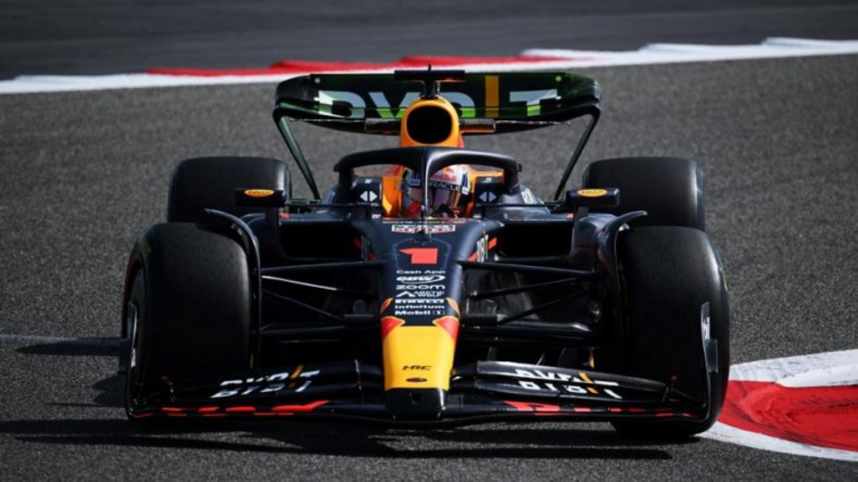 Max Verstappen lideró el regreso de la Fórmula 1 en Bahrein