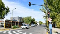 El semáforo fue pedido por los habitantes de ese barrios del oeste