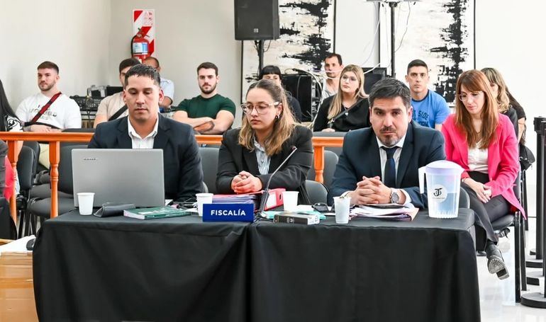 Trelew: eligieron a los 12 integrantes del jurado que juzgará a Jesús Ralinqueo. Trelew: eligieron a los 12 integrantes del jurado que juzgará a Jesús Ralinqueo.