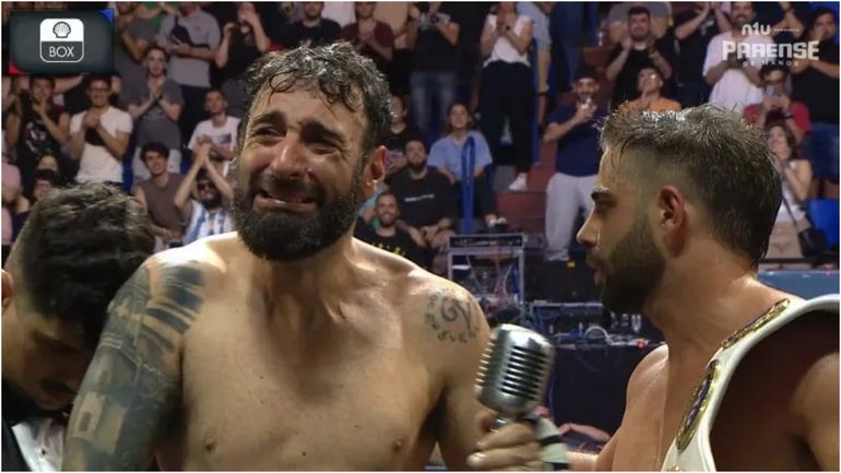 Roberto Galati emocionado tras su derrota en Párense de Manos Roberto Galati emocionado tras su derrota en Párense de Manos