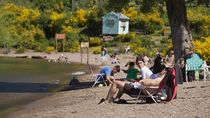 finde xl en neuquen: cuanto gastaron por dia los turistas en cada region