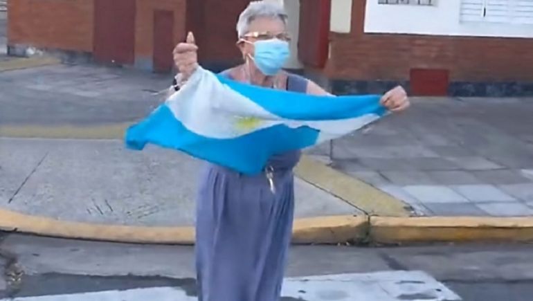 La abuela la la la
