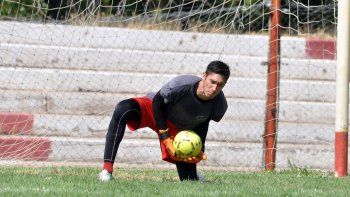 jugadores y clubes ya sufren la crisis por el parate jugadores y clubes ya sufren la crisis por el parate