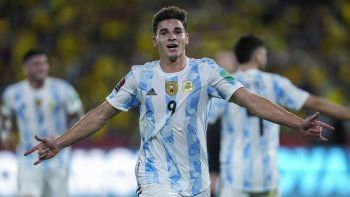 a la scaloneta se le escapo en el final, pero igual alcanzo el record de basile a la scaloneta se le escapo en el final, pero igual alcanzo el record de basile