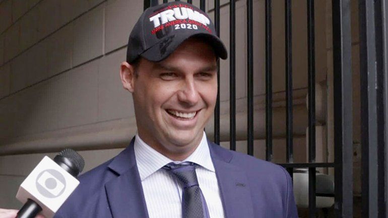 El hijo de Bolsonaro se perfila como embajador en EE.UU