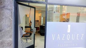 Inseguridad: rompieron el vidrio de una peluquería en pleno centro y la desvalijaron | LM Neuquen Inseguridad: rompieron el vidrio de una peluquería en pleno centro y la desvalijaron