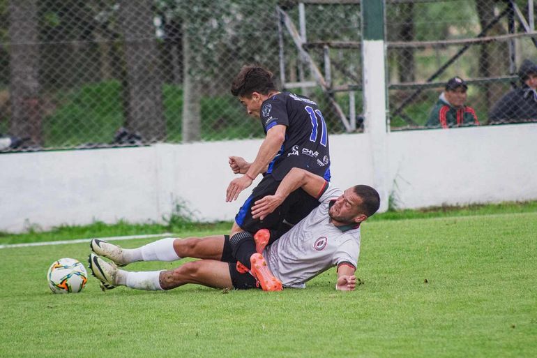 Dura derrota de Deportivo Rincón con Sportivo Las Parejas en la ida