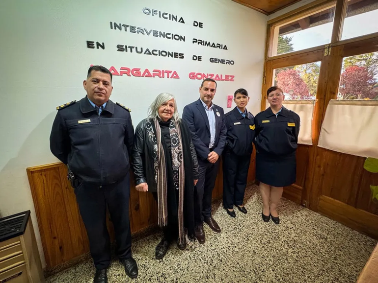 El ministro de Seguridad Matías Nicolini en la inauguración de la oficina de atención a la víctima que recuerda a Margarita González. El ministro de Seguridad Matías Nicolini en la inauguración de la oficina de atención a la víctima que recuerda a Margarita González.
