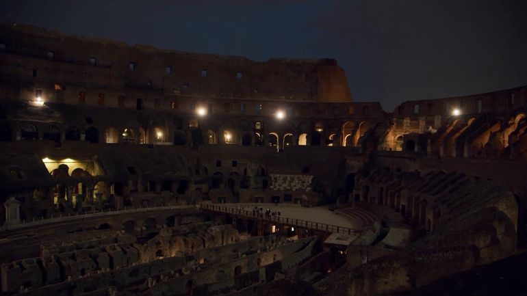 El sector del Coliseo de Roma donde se produjo el accidente cerró temporalmente al público. El sector del Coliseo de Roma donde se produjo el accidente cerró temporalmente al público.