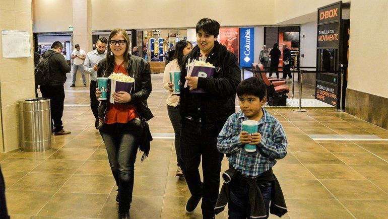 Con salas a la mitad